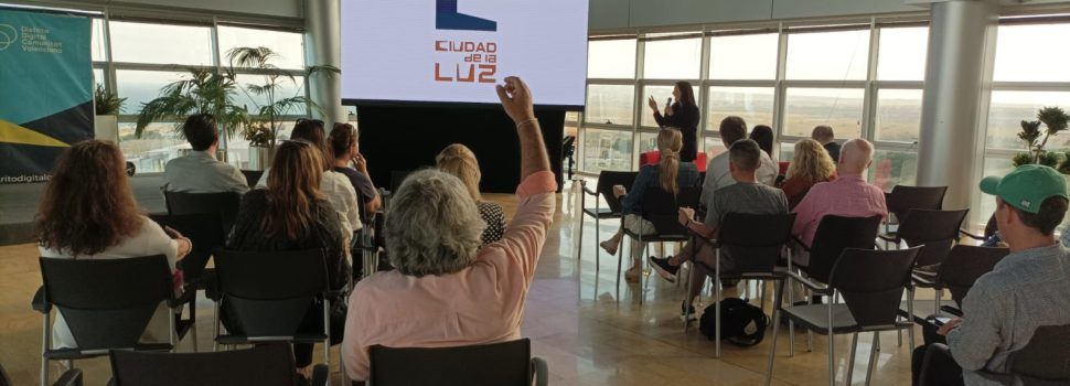 Peníscola es ven com a ciutat plató a localitzadors i productors americans i britànics a la Ciutat de la Llum