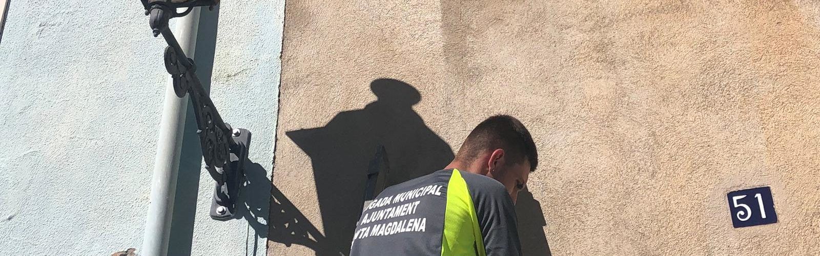 Santa Magdalena contracta a un electricista a través del programa EMPUJU