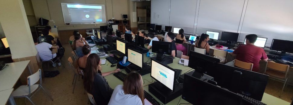 Activitat del C.F. de gestió administrativa de l’IES Joan Coromines