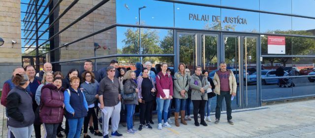 Desahucio en Peñíscola: “Nos han dicho que debemos esperar, pero no nos fiamos”