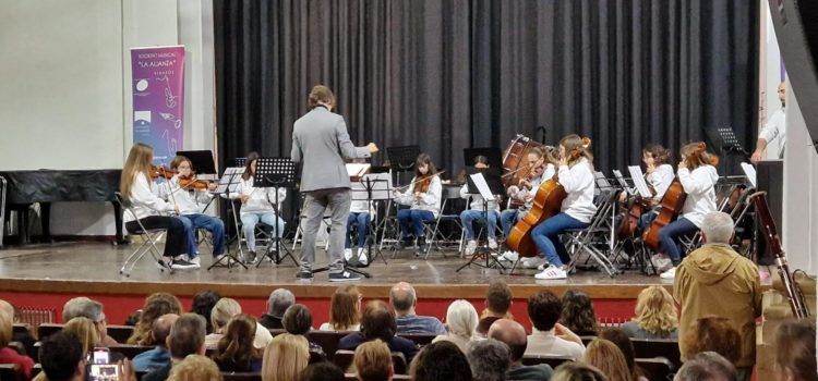 Concierto matinal de la orquesta infantil y las bandas infantil y juvenil de La Alianza