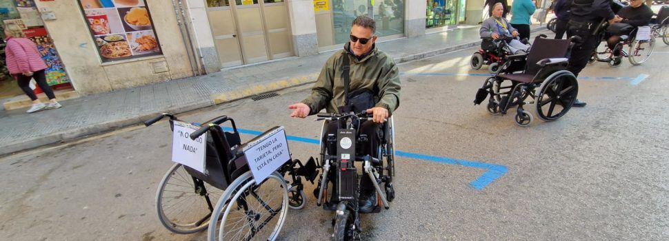 COCEMFE demana respectar les places d’aparcament per a persones amb mobilitat reduïda