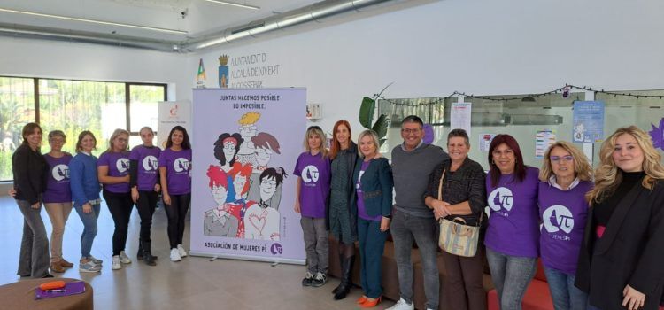 Naix l’Associació Dones Pi d’Alcalà-Alcossebre per a visibilitzar i recolzar  a les víctimes de la violència de gènere