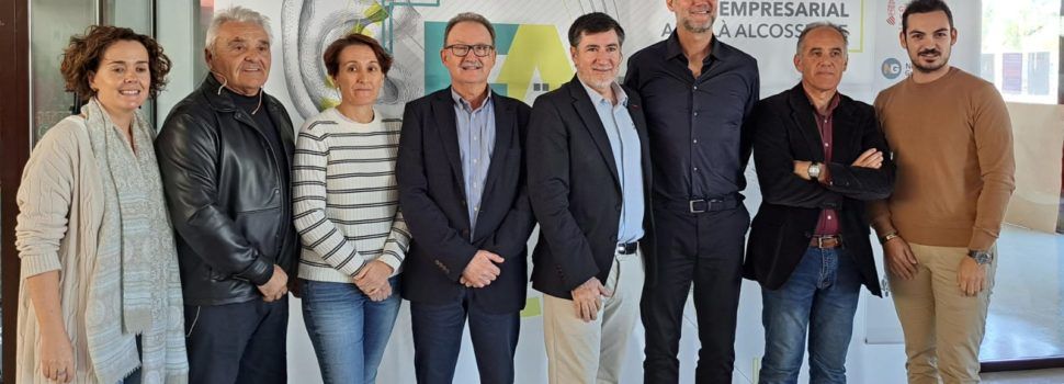 La II Trobada Empresarial d’Alcalà-Alcossebre debat sobre els reptes del comerç local