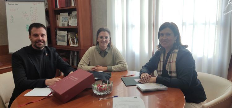 L’Acadèmia Valenciana de la Llengua i l’Ajuntament continuaran col·laborant per la promoció del valencià