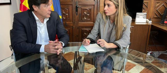 Anglés (PP) tanca amb Administració Local la provisió temporal de la plaça de secretari a Càlig