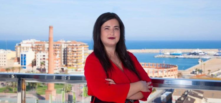 Amàlia Cabos tornarà a ser regidora pel PSPV, substituint Maria Miralles