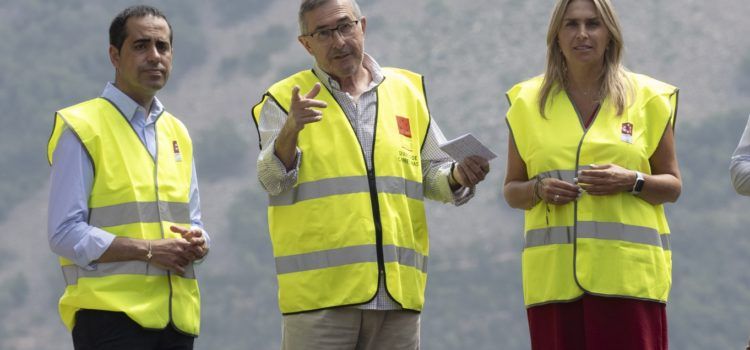 La presidenta de la Diputació destaca la inversió de 3,3 milions d’euros per a actuacions de rehabilitació i millora en carreteres