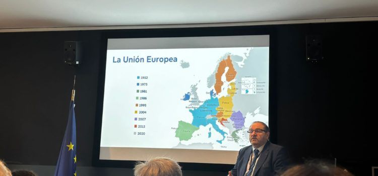L’alcalde de Santa Magdalena participa en Brussel·les en una jornada sobre Fons Europeus i Despoblació