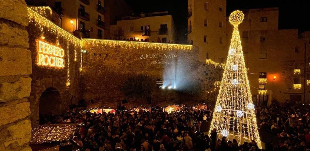 Peníscola omplirà de llum el seu cel per a l’encesa de l’enllumenat nadalenc el dia 1 de desembre