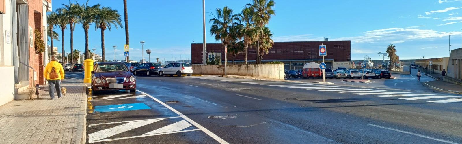 La Brigada d’Obres i Serveis millora la visibilitat i l’aparcament a la platja del Morrongo