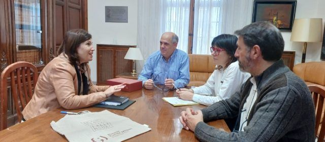 Benicarló i l’AVL es comprometen a continuar treballant en la promoció del valencià