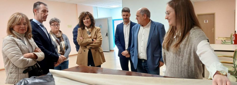 El director general de Centres Docents visita el Conservatori Mestre Feliu