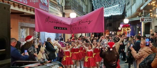 Desfilada nadalenca per l’estudi de dansa Maribel Ruiz