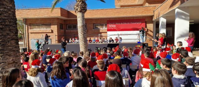 Cantada de Nadales per començar les vacances escolars