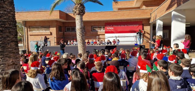 Cantada de Nadales per començar les vacances escolars