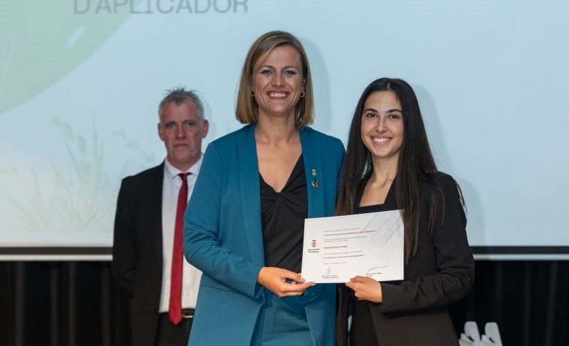 Un aplicador de tampons fet de clofolla d’arròs, Premi de Recerca al Batxillerat ’Ciutat d’Amposta’