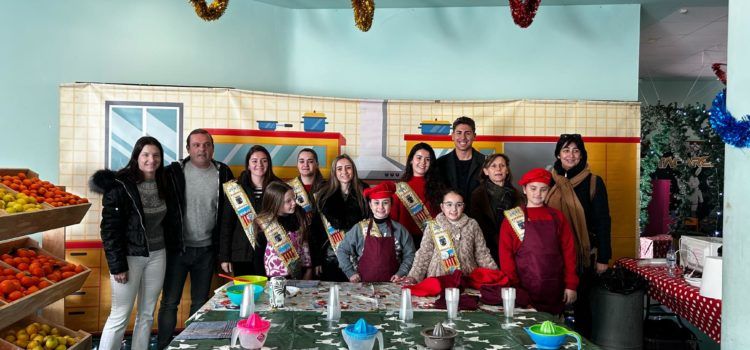 Peníscola inaugura una nova edició de Peñisnadal i el Campus de Futbol Solidari organitzat per la Penya Barça