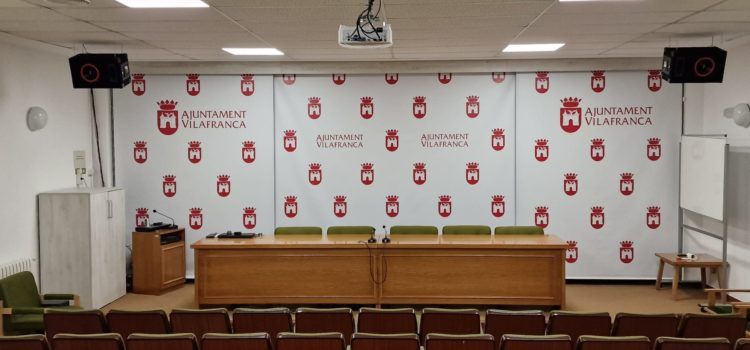 Vilafranca renova la imatge dels espais municipals