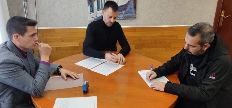 L’Ajuntament i la COC signen el conveni per al pròxim Carnaval de Vinaròs