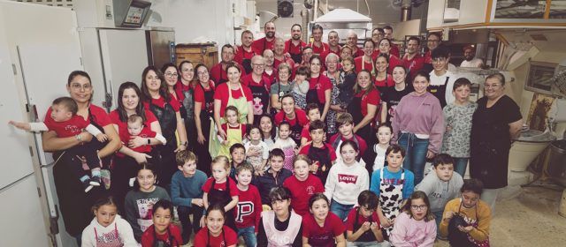 La Confraria de Sant Antoni Abat de Benicarló cuina 125.000 coquetes