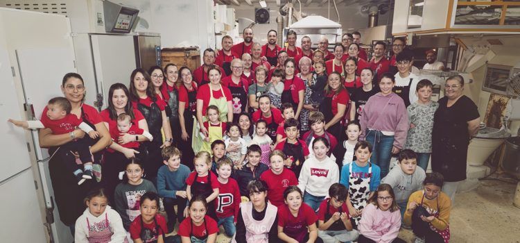 La Confraria de Sant Antoni Abat de Benicarló cuina 125.000 coquetes