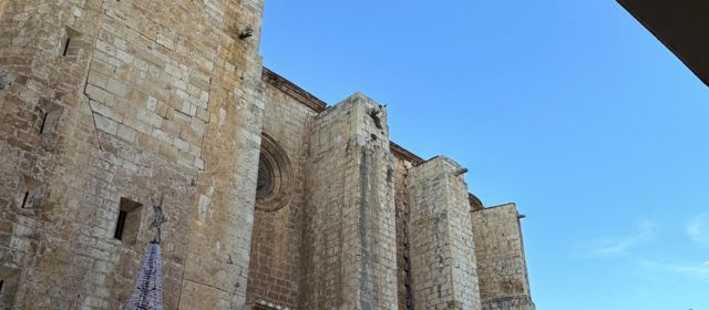 Activem Ulldecona denuncia que les llums de nadal funcionen les 24 hores del dia i proposa instal·lar un temporitzador