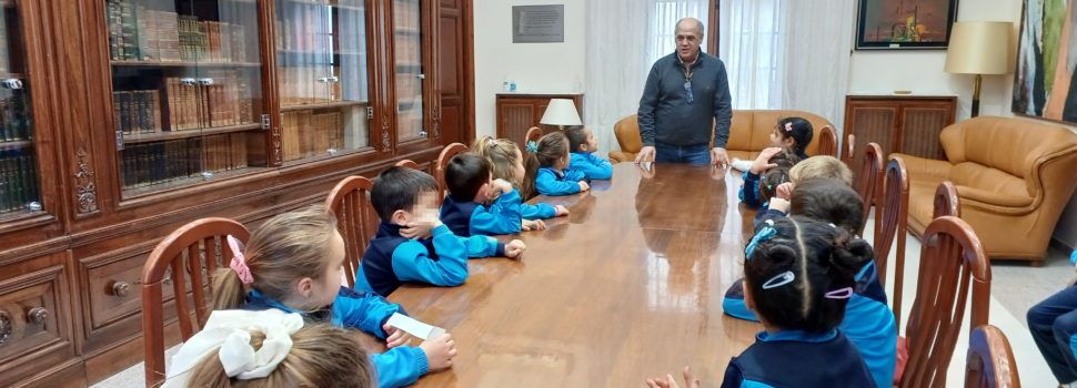 Visita a l’Ajuntament de l’alumnat del CEIP Ángel Esteban