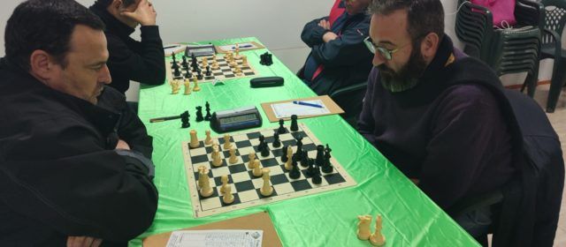 Prometedor debut del Riu Sénia a la Lliga d’escacs