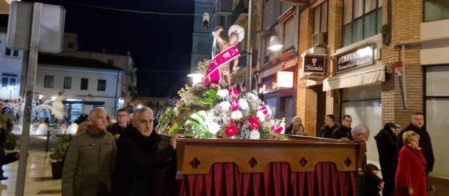 …I la relíquia torna al poble