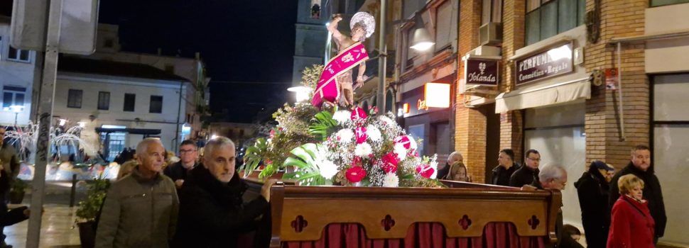 …I la relíquia torna al poble