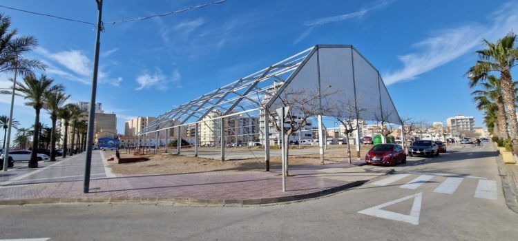 La carpa del Carnaval pren forma