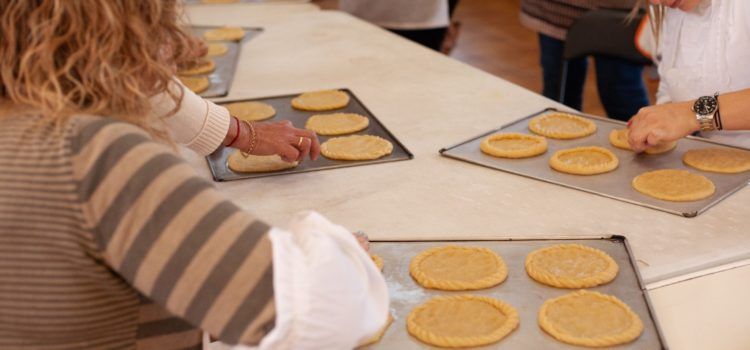 835 coquetes ja estan a punt a Tírig per a ser repartides durant Sant Antoni