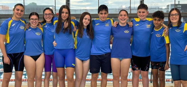 Clara Salvador i Ana Roca, del Club Natació Benicarló, obtenen tres noves mínimes autonòmiques