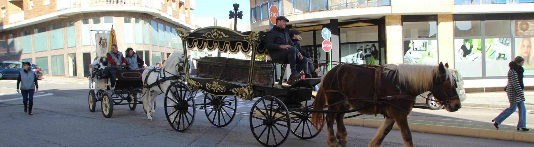 Els tres tombs, a Amposta per Sant Antoni