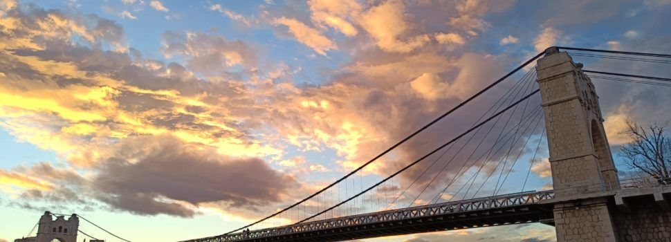 L’Ebre i el pont penjant d’Amposta