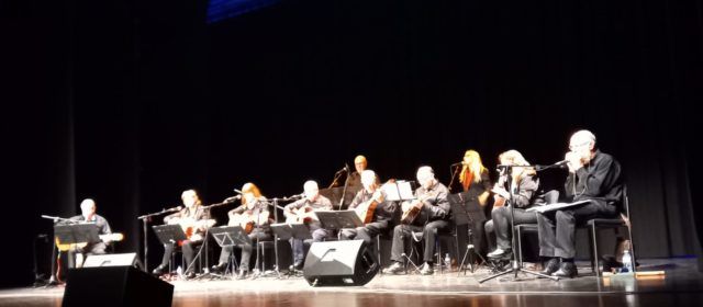 Concert a Alcanar pel grup Veniu a cantar, de Benicarló