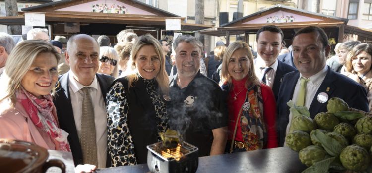 Marta Barrachina reforça l’aliança amb el sector de la carxofa de Benicarló per a aconseguir que la Denominació d’Origen trepitge més fort