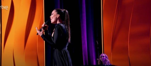 Angie Lófer amb Lorena Gómez en l’homenatge a María Teresa Campos i en la reaparició de Karina