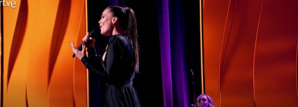Angie Lófer amb Lorena Gómez en l’homenatge a María Teresa Campos i en la reaparició de Karina