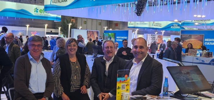 L’alcalde de Santa Magdalena present a FITUR per a promocionar la localitat