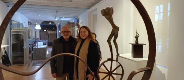 L’escultor Luciano González inaugura al Mucbe ‘Retrospectiva 1990-2023’