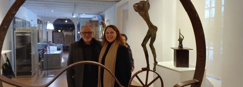 L’escultor Luciano González inaugura al Mucbe ‘Retrospectiva 1990-2023’