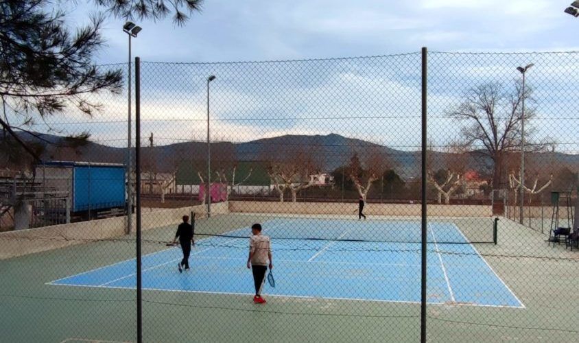 La millora del paviment de les pistes de tennis s’imposa com a opció guanyadora dels pressupostos participatius a Ulldecona