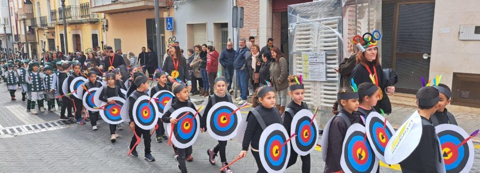 Alcalà de Xivert inaugura el Carnaval amb les desfilades dels centres educatius