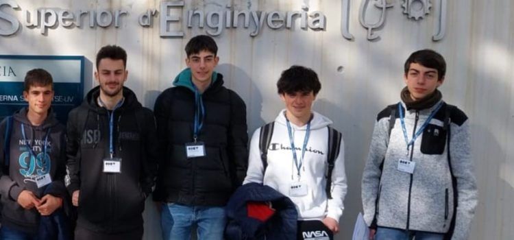 Alumnes del Leopoldo Querol participen en l’Olimpíada d’Informàtica
