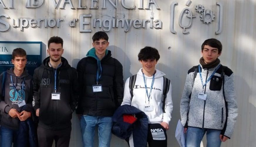 Alumnes del Leopoldo Querol participen en l’Olimpíada d’Informàtica