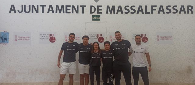 L’IES Joan Coromines participa en el campionat de pilota a l’escola
