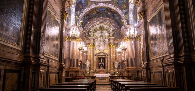 Esquerdes i fissures a la Capella de la Cinta de la catedral de Tortosa