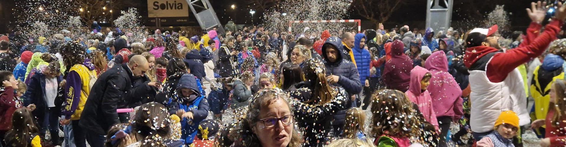 La gran batalla de confeti del Carnaval